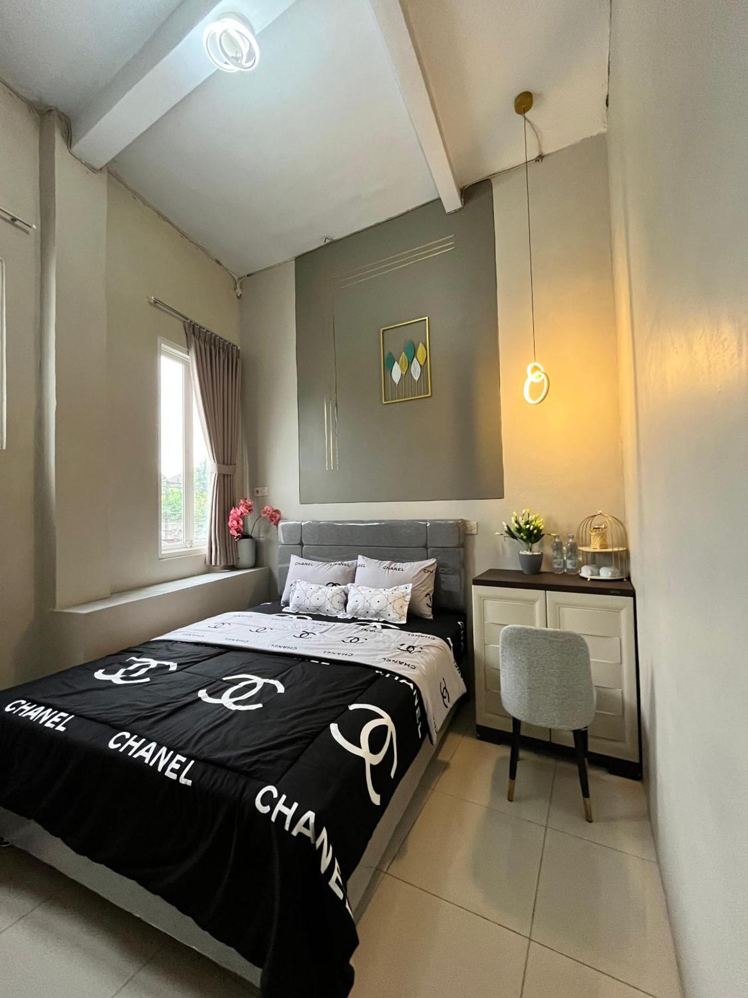 Java Hostel Tumpak Sewu Sidomukti Екстер'єр фото